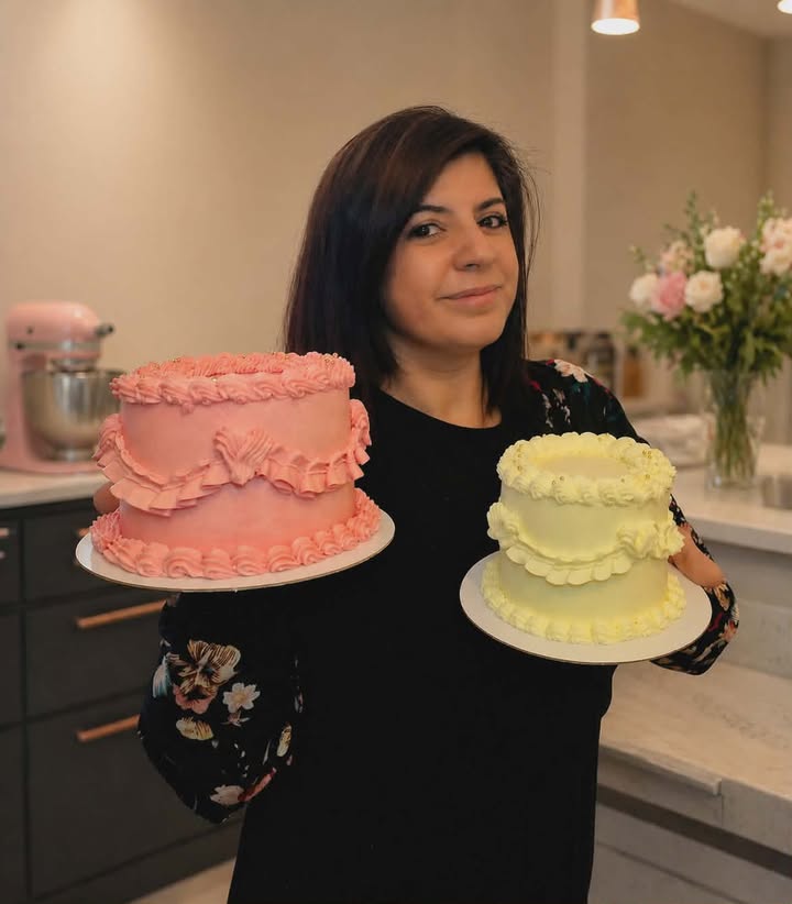 Cakes by Dora